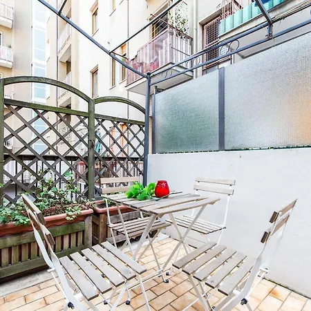 Extensive Terrace Navigli Toy Artistic Milano